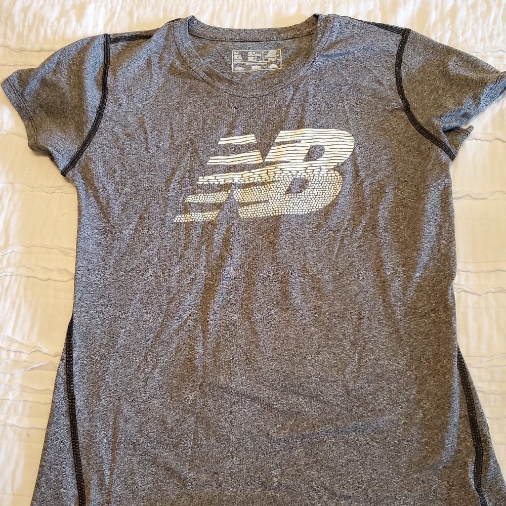 New Balance Women's Athletic Short Sleeve Tee, Grey, Sz S